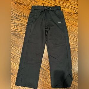 Nike wide leg fleece pants